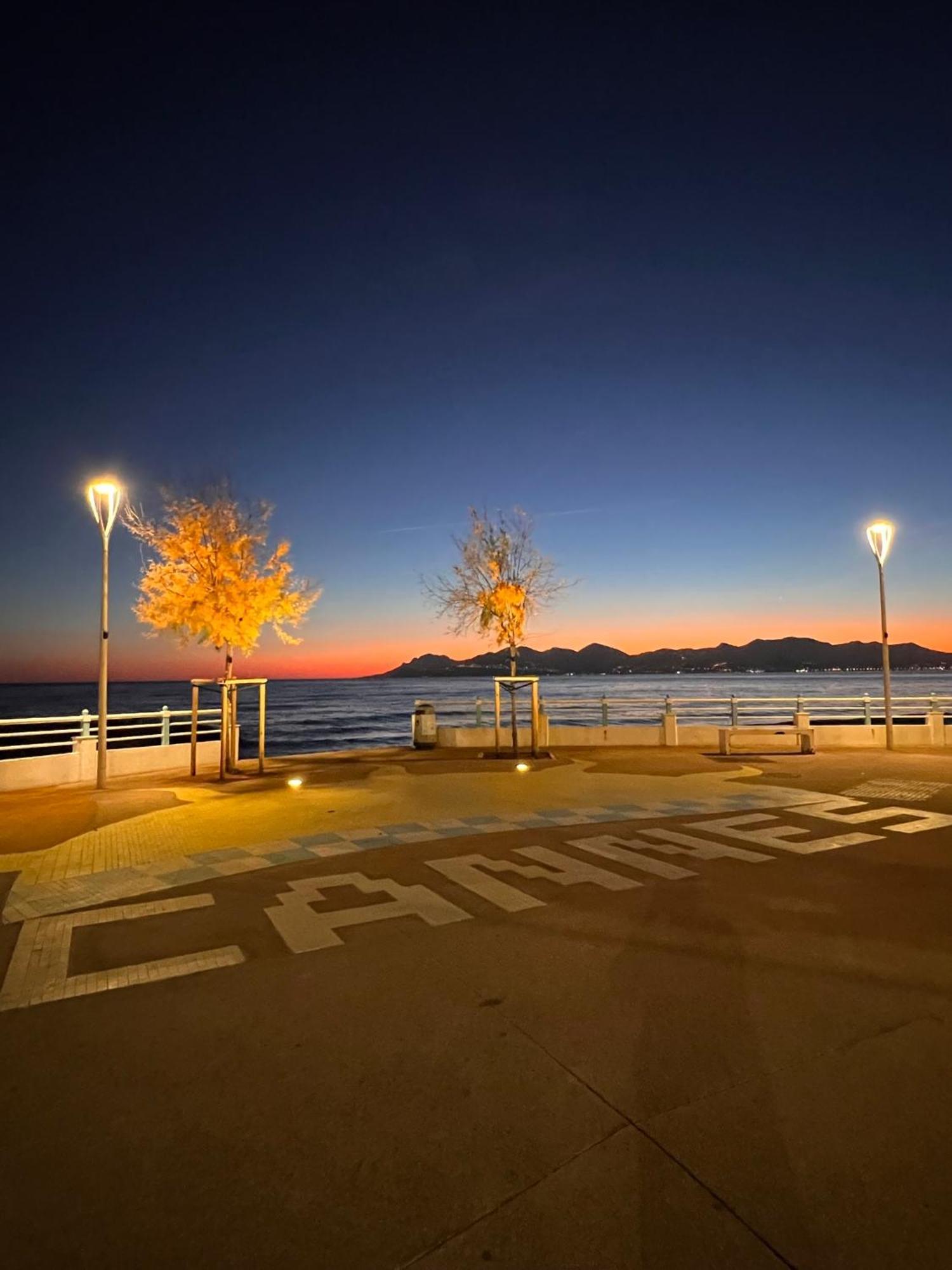Les Arenes - Cannes Centre, Charmant 2 Pieces Recemment Renove De 45 M2 Avec Sa Terrasse De 10 M2 Exteriör bild