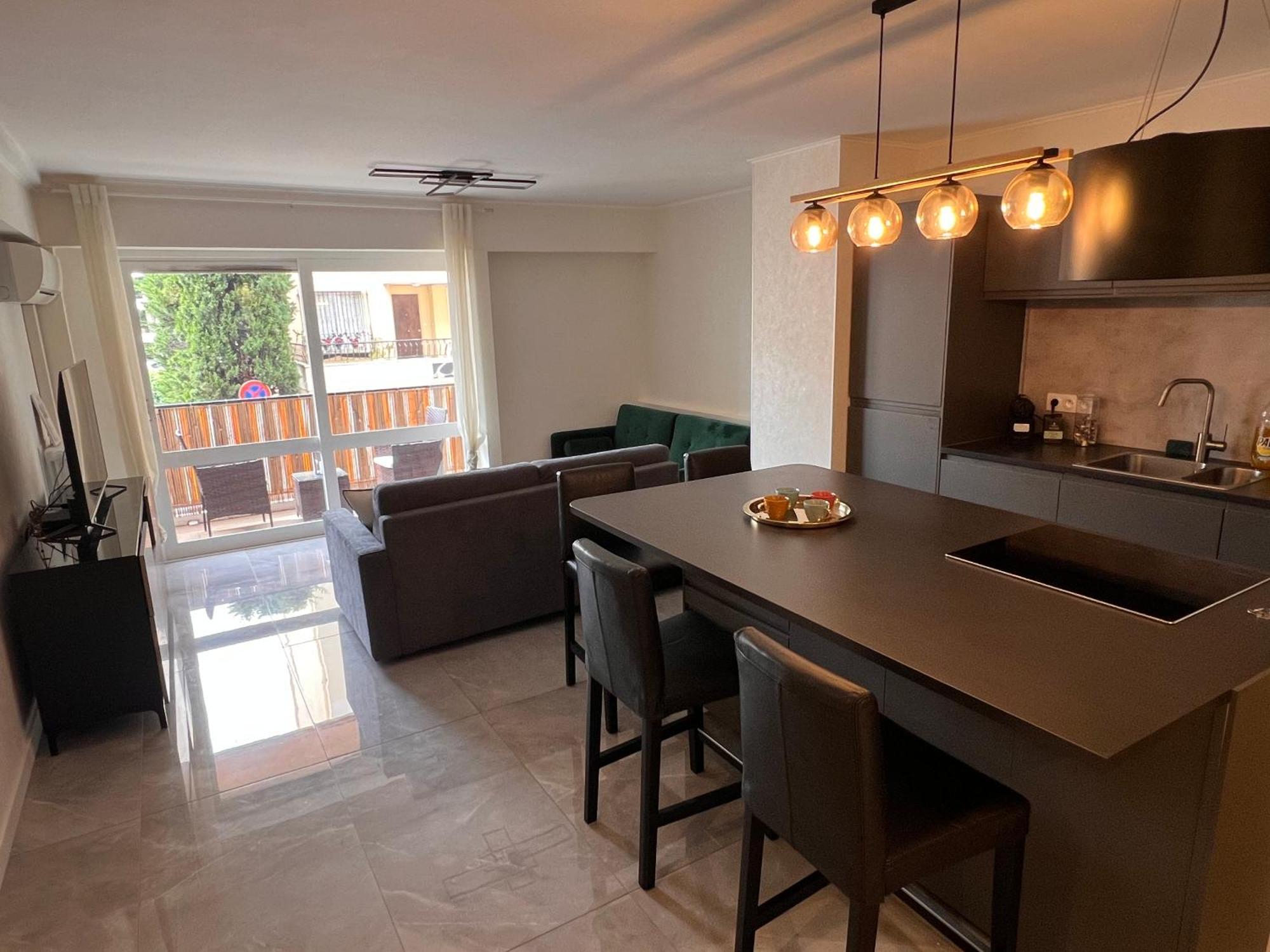 Les Arenes - Cannes Centre, Charmant 2 Pieces Recemment Renove De 45 M2 Avec Sa Terrasse De 10 M2 Exteriör bild
