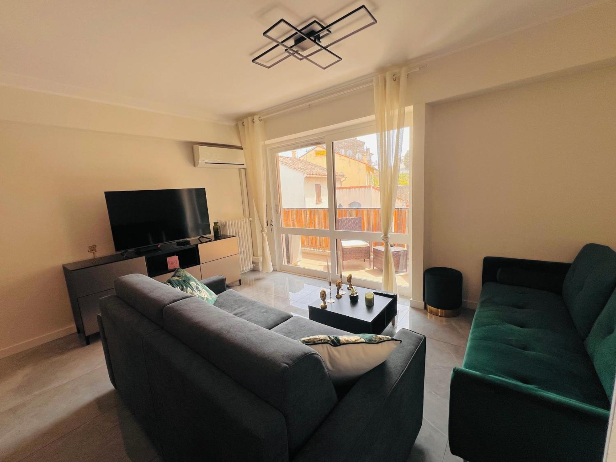 Les Arenes - Cannes Centre, Charmant 2 Pieces Recemment Renove De 45 M2 Avec Sa Terrasse De 10 M2 Exteriör bild